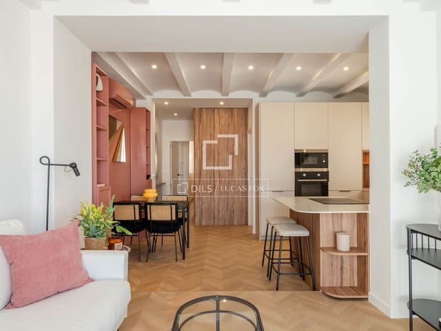 Apartamento de 2 habitaciones en València ciudad en alquiler - 2.300 € (Ref: 10043466)