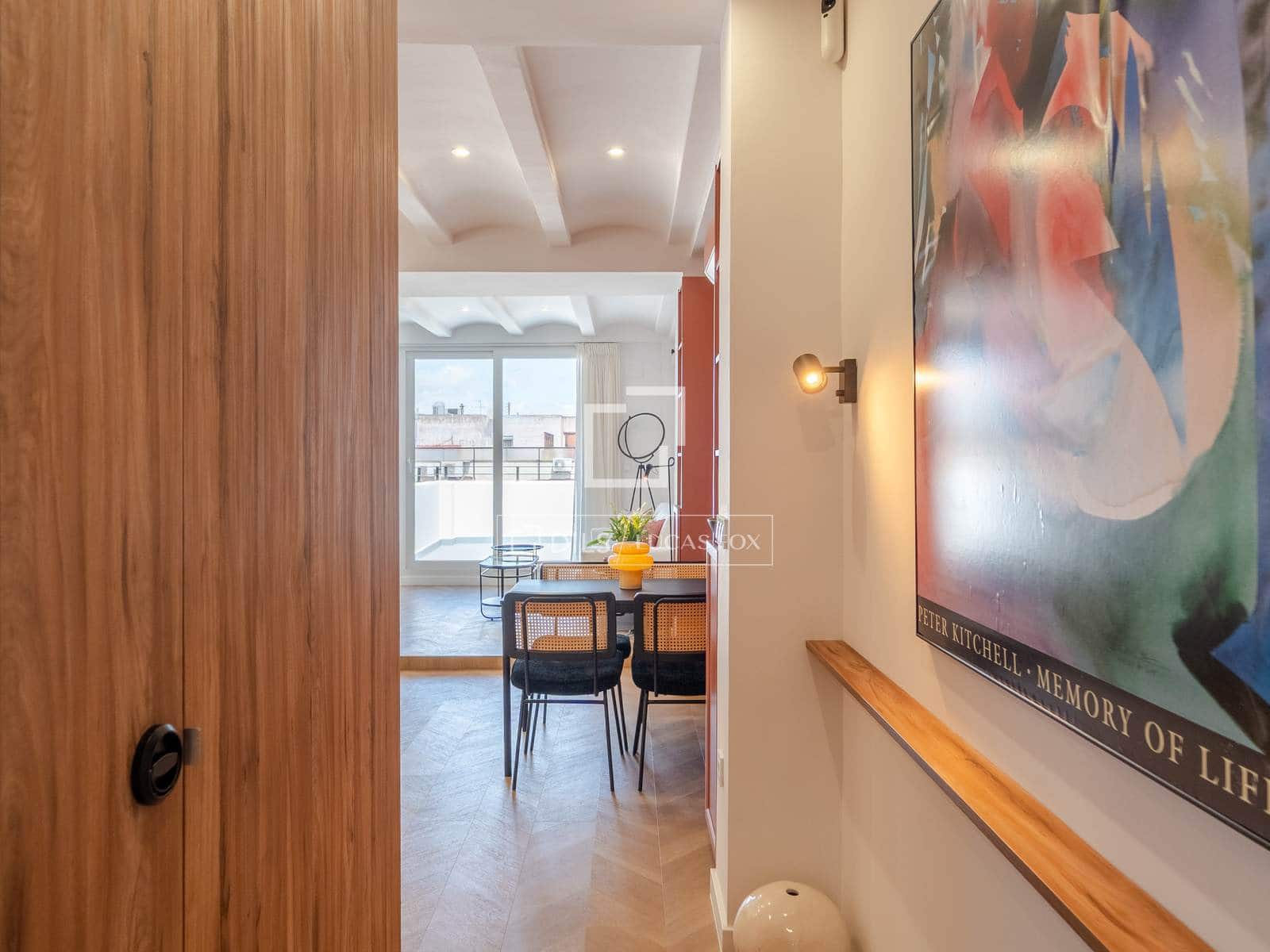 Apartamento de 2 habitaciones en València ciudad en alquiler - 2.300 € (Ref: 10043466)