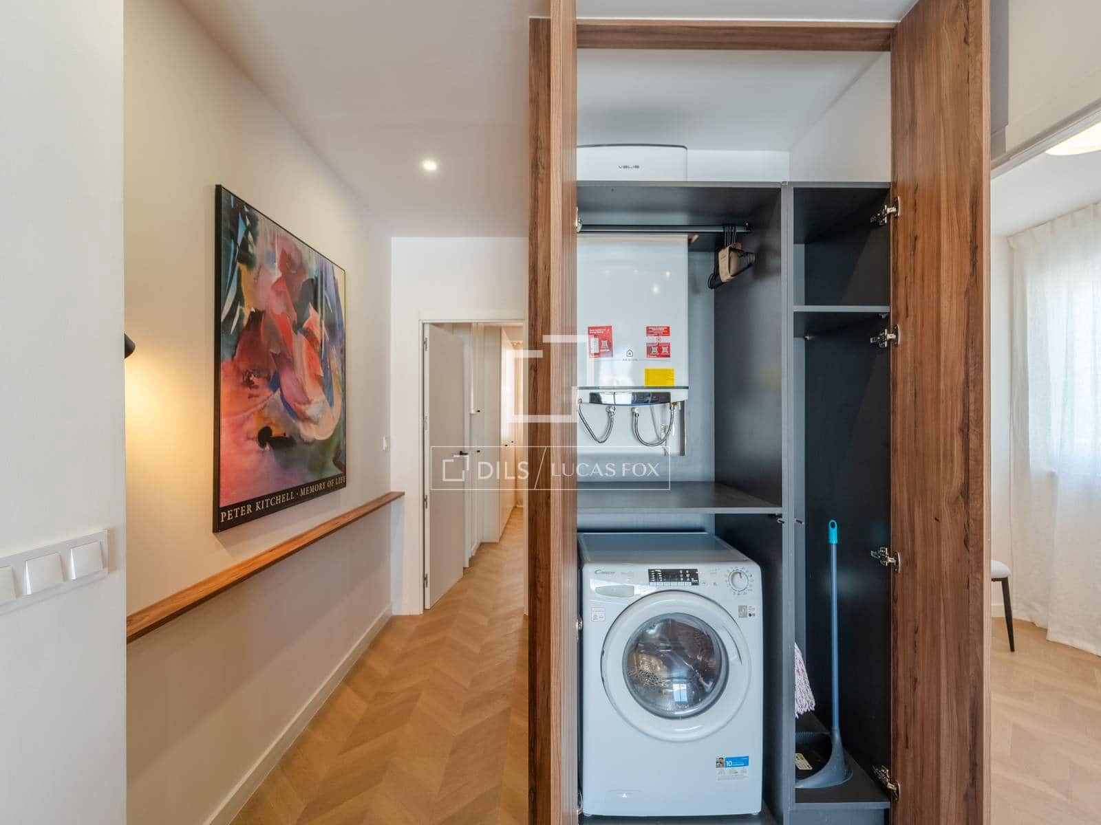 Apartamento de 2 habitaciones en València ciudad en alquiler - 2.300 € (Ref: 10043466)