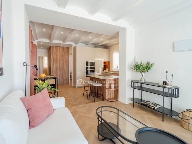 Apartamento de 2 habitaciones en València ciudad en alquiler - 2.300 € (Ref: 10043466)