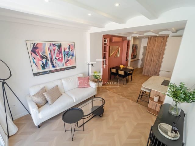 Apartamento de 2 habitaciones en València ciudad en alquiler - 2.300 € (Ref: 10043466)