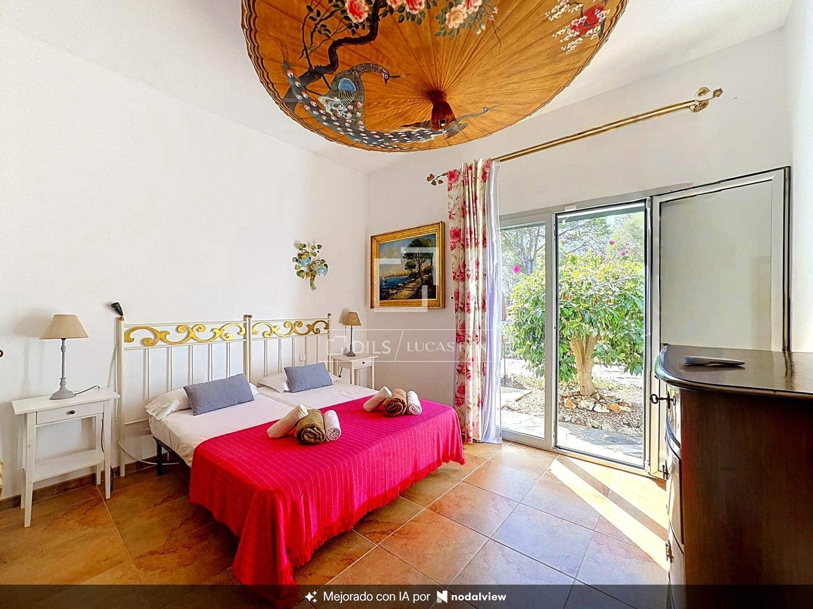 4 soverom Villa til salgs i San Luis / Sant Lluis med svømmebasseng garasje - € 1 700 000 (Ref: 10043589)