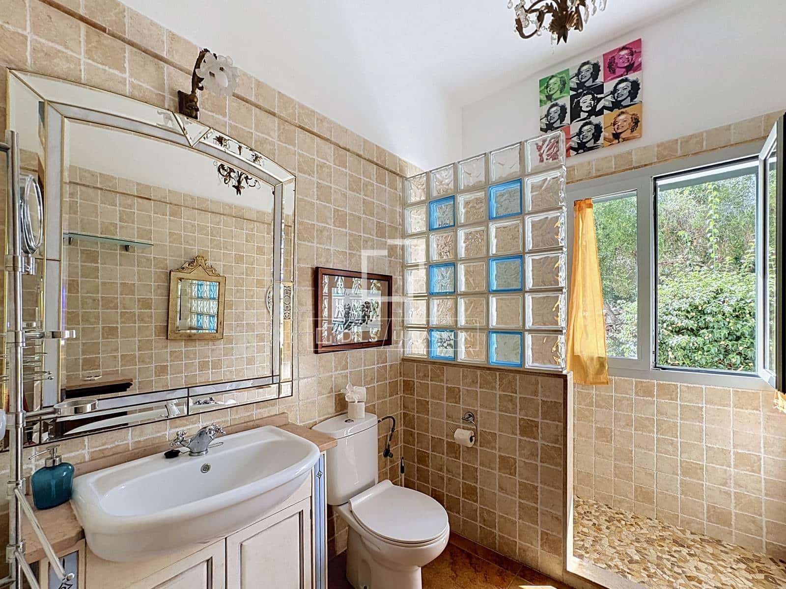 4 soverom Villa til salgs i San Luis / Sant Lluis med svømmebasseng garasje - € 1 700 000 (Ref: 10043589)