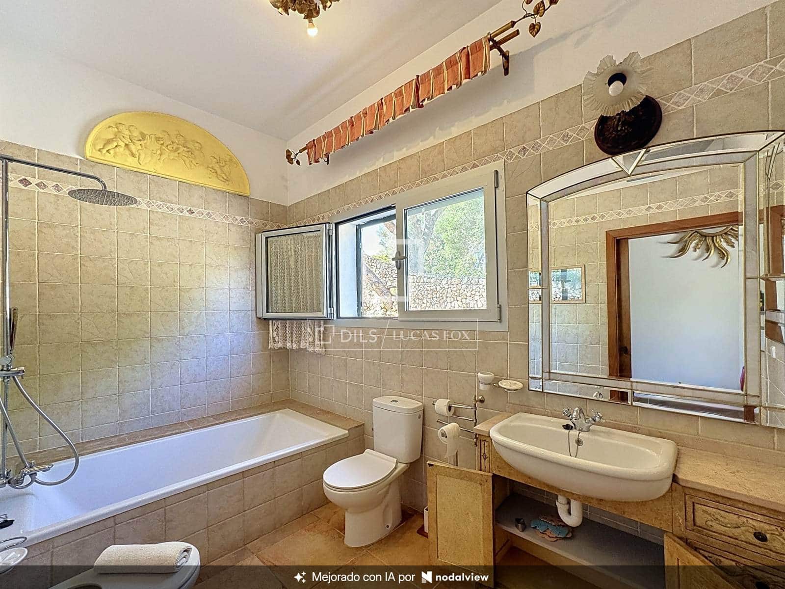 4 soverom Villa til salgs i San Luis / Sant Lluis med svømmebasseng garasje - € 1 700 000 (Ref: 10043589)
