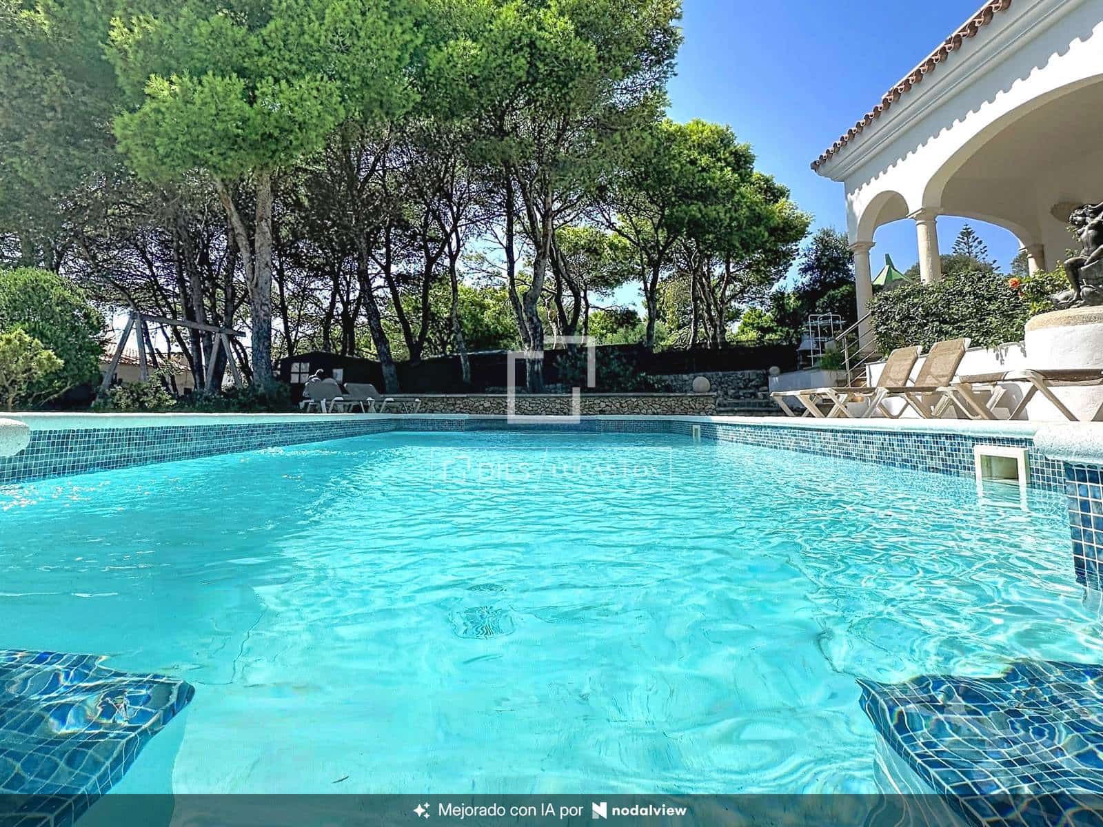 4 soverom Villa til salgs i San Luis / Sant Lluis med svømmebasseng garasje - € 1 700 000 (Ref: 10043589)