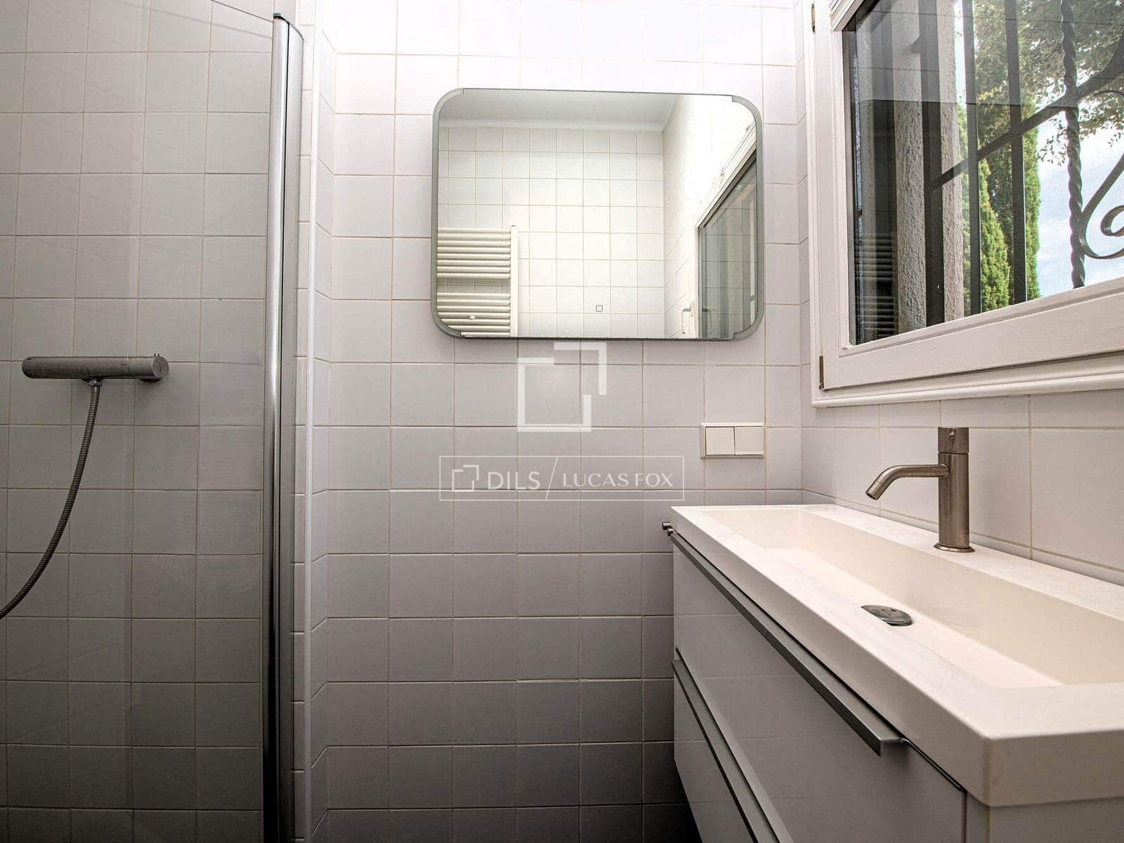 3 sypialnia Willa na sprzedaż w Santa Cristina d'Aro z basenem garażem - 525 000 € (Ref: 10044077)