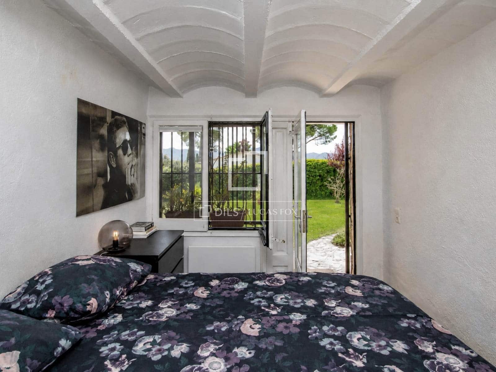 3 sypialnia Willa na sprzedaż w Santa Cristina d'Aro z basenem garażem - 525 000 € (Ref: 10044077)