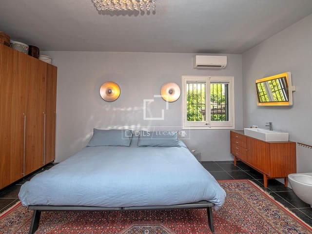3 sypialnia Willa na sprzedaż w Santa Cristina d'Aro z basenem garażem - 525 000 € (Ref: 10044077)