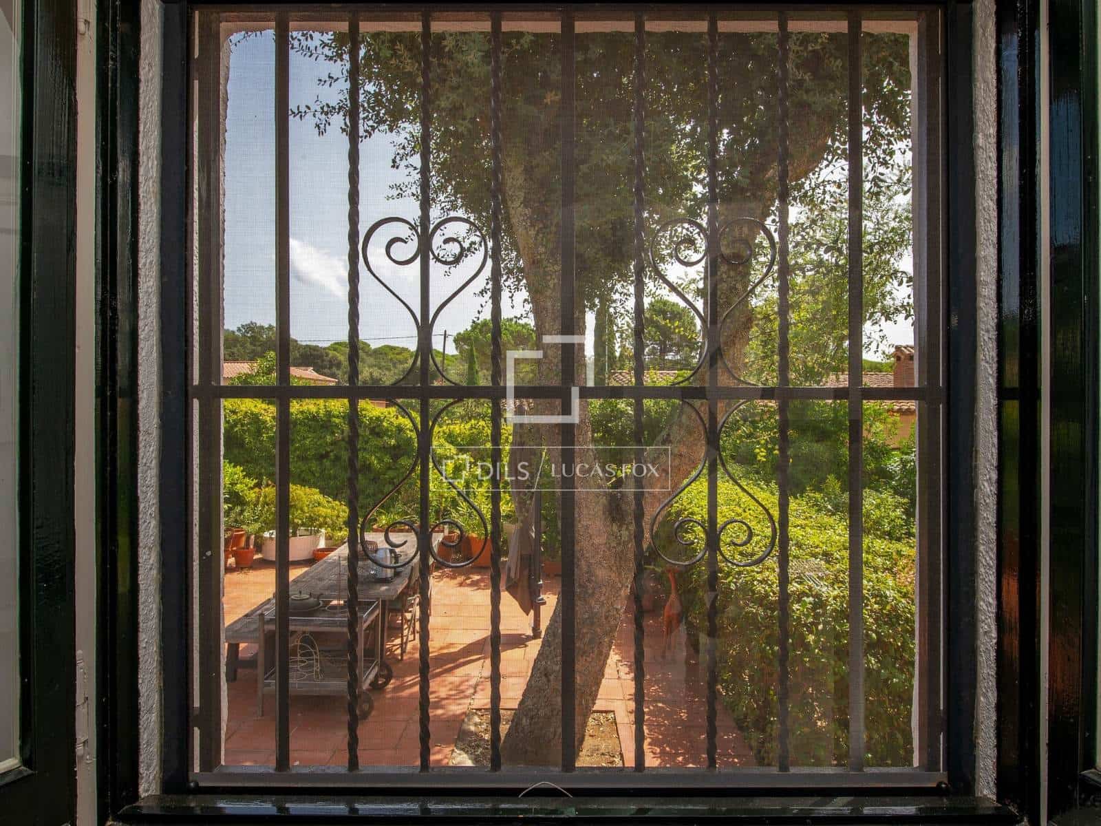 3 sypialnia Willa na sprzedaż w Santa Cristina d'Aro z basenem garażem - 525 000 € (Ref: 10044077)