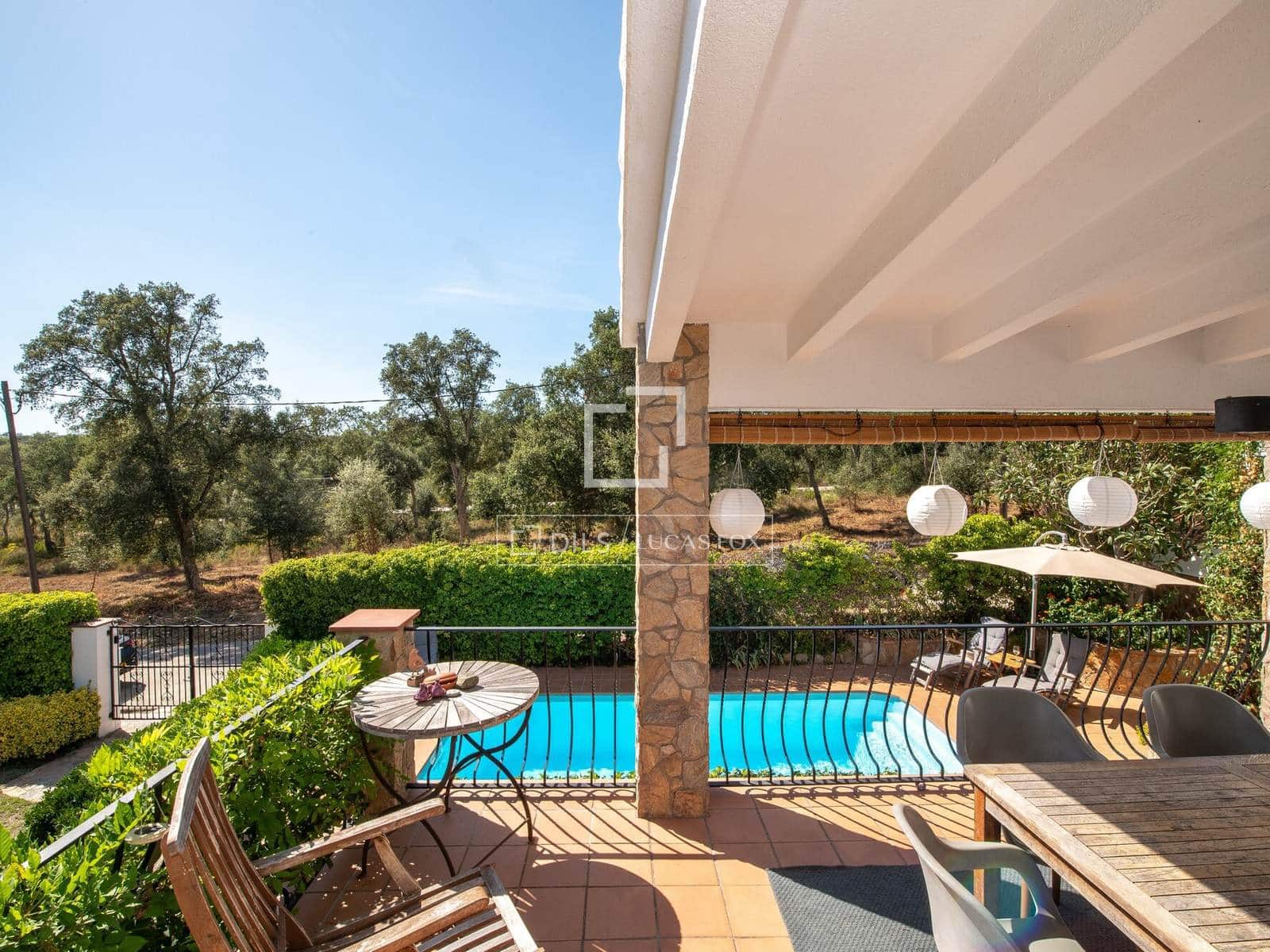3 sypialnia Willa na sprzedaż w Santa Cristina d'Aro z basenem garażem - 525 000 € (Ref: 10044077)