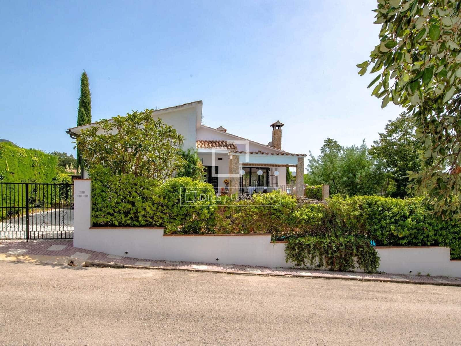 3 sypialnia Willa na sprzedaż w Santa Cristina d'Aro z basenem garażem - 525 000 € (Ref: 10044077)