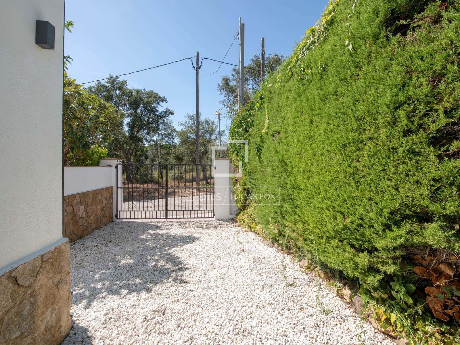 3 sypialnia Willa na sprzedaż w Santa Cristina d'Aro z basenem garażem - 525 000 € (Ref: 10044077)