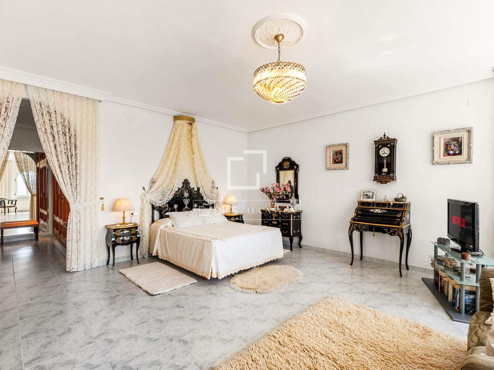 4 slaapkamer Villa te koop in Alfaz del Pi / L'Alfas del Pi met zwembad garage - € 3.500.000 (Ref: 10045464)