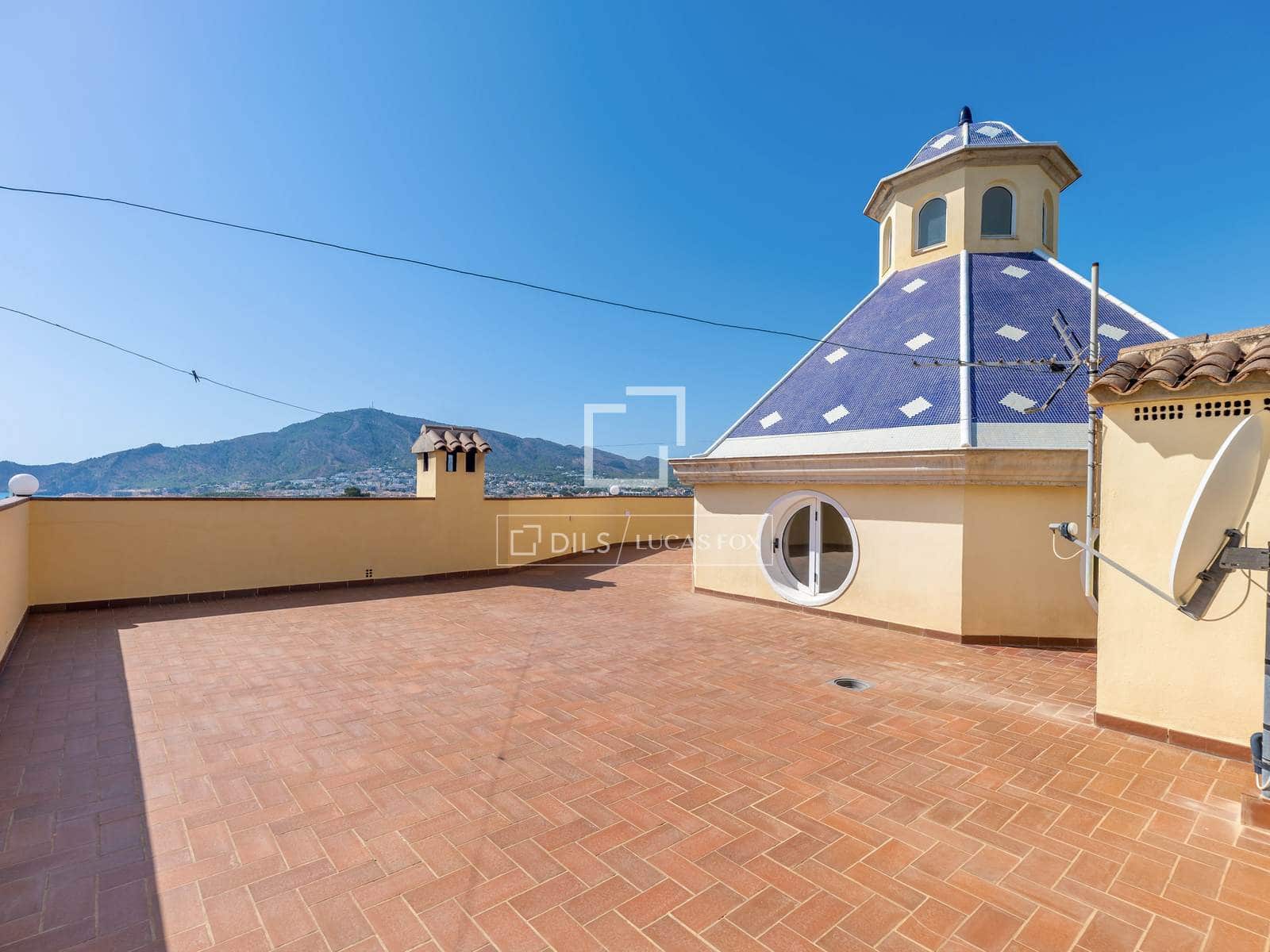 4 slaapkamer Villa te koop in Alfaz del Pi / L'Alfas del Pi met zwembad garage - € 3.500.000 (Ref: 10045464)