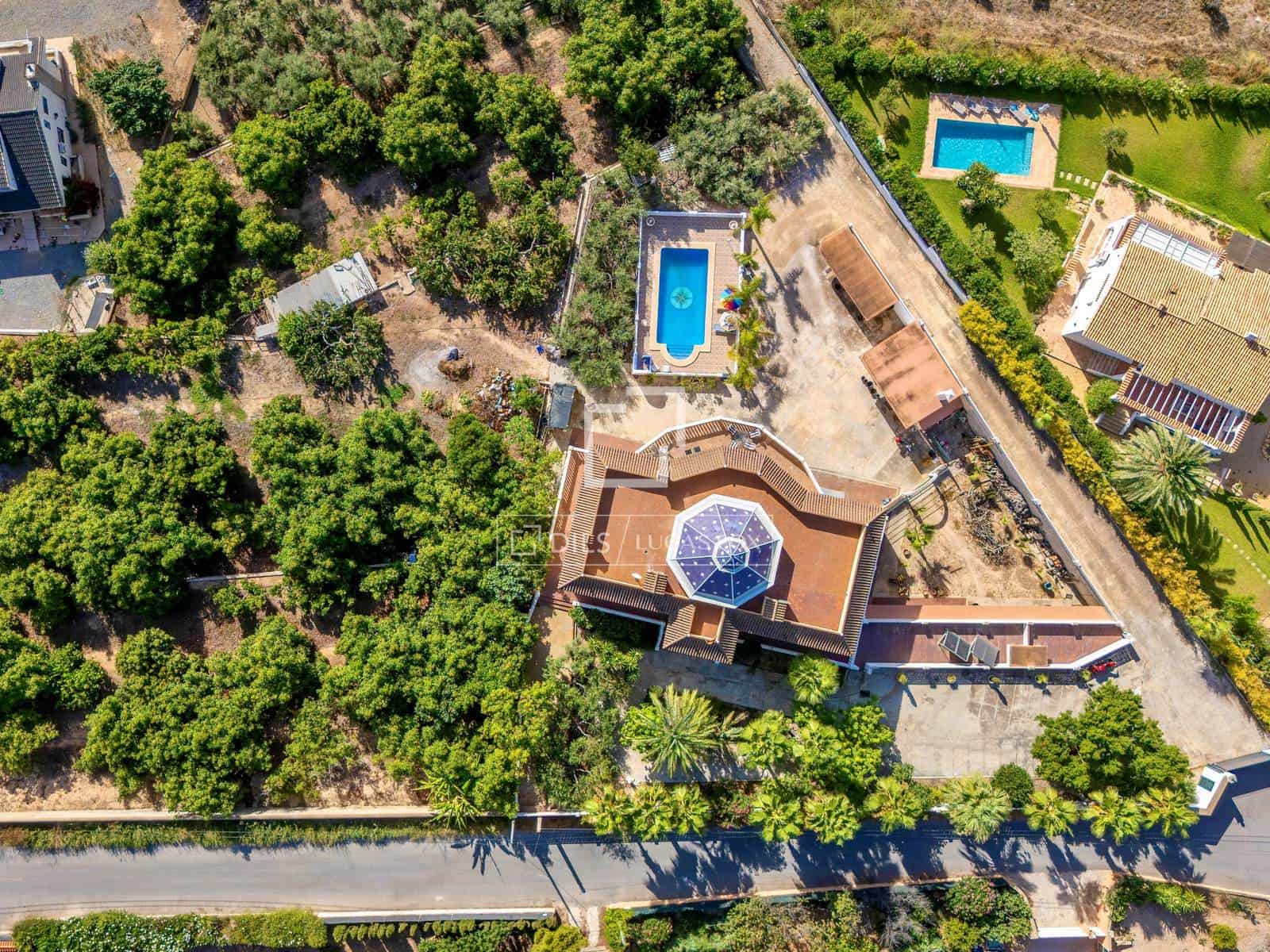 4 slaapkamer Villa te koop in Alfaz del Pi / L'Alfas del Pi met zwembad garage - € 3.500.000 (Ref: 10045464)