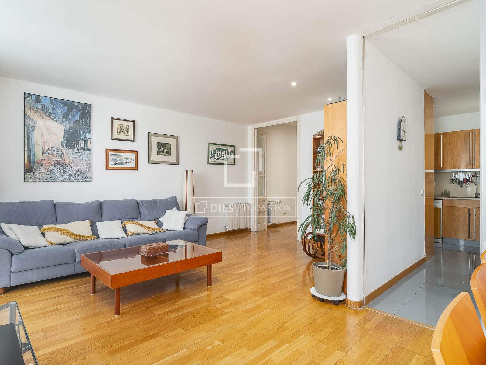 3 soveværelse Lejlighed til salg i Barcelona by - € 825.000 (Ref: 10045465)