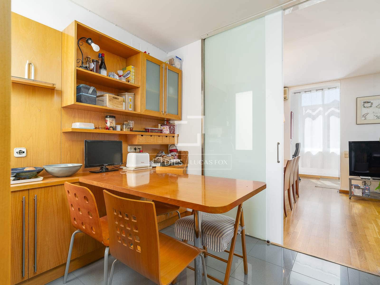 3 soveværelse Lejlighed til salg i Barcelona by - € 825.000 (Ref: 10045465)