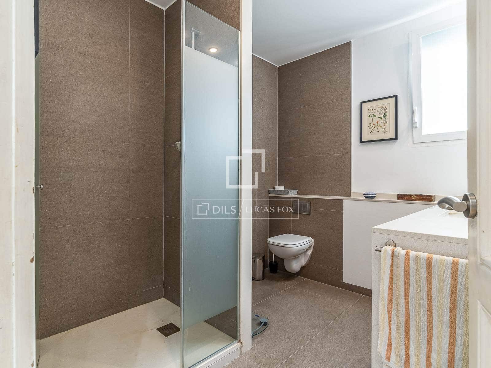 3 soveværelse Lejlighed til salg i Barcelona by - € 825.000 (Ref: 10045465)