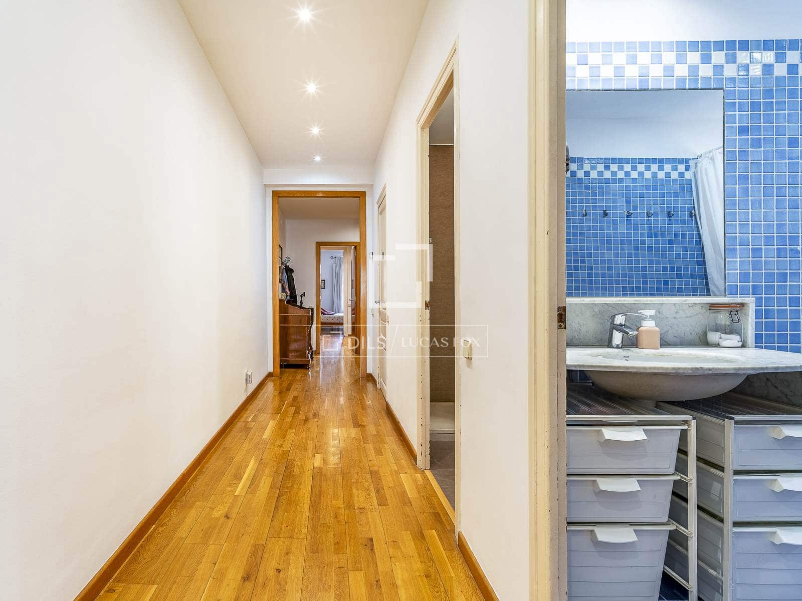3 soveværelse Lejlighed til salg i Barcelona by - € 825.000 (Ref: 10045465)