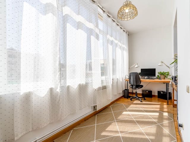 3 soveværelse Lejlighed til salg i Barcelona by - € 825.000 (Ref: 10045465)