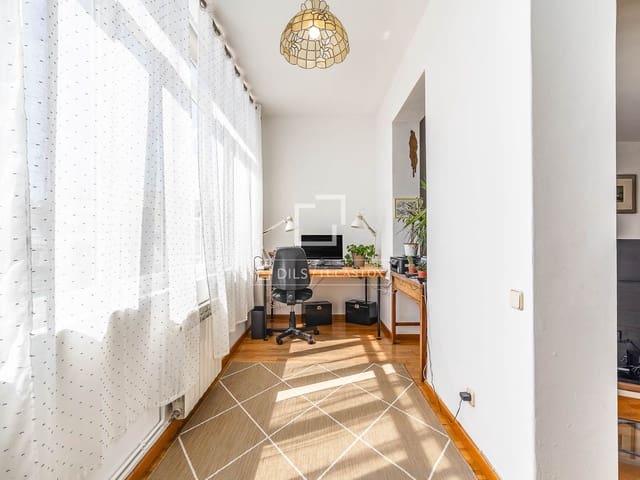 3 soveværelse Lejlighed til salg i Barcelona by - € 825.000 (Ref: 10045465)
