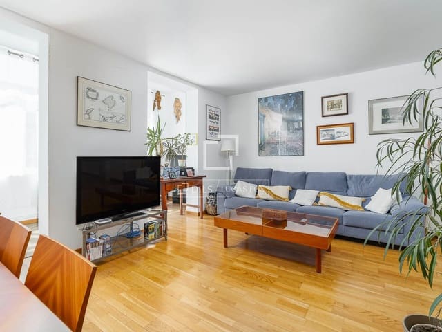 3 soveværelse Lejlighed til salg i Barcelona by - € 825.000 (Ref: 10045465)