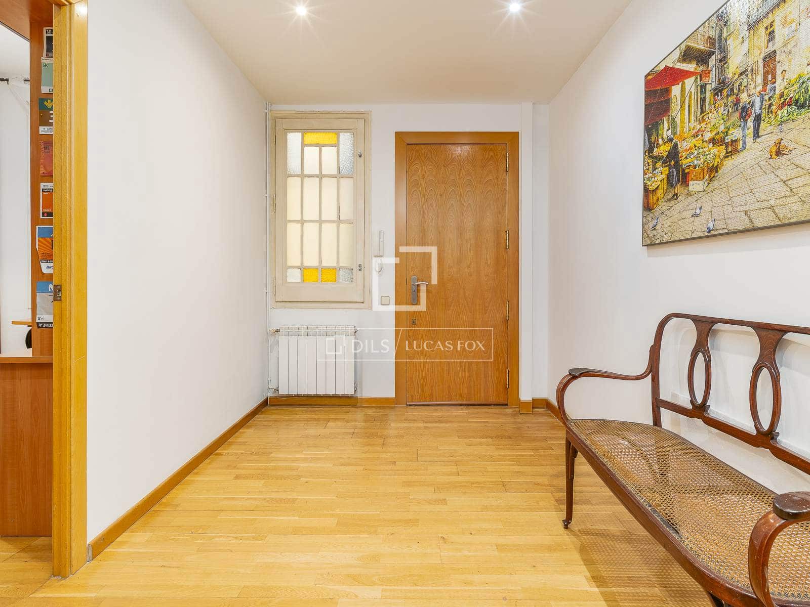3 soveværelse Lejlighed til salg i Barcelona by - € 825.000 (Ref: 10045465)