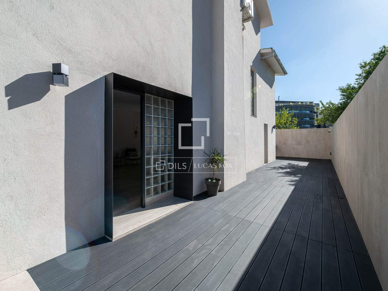 3 bedroom Villa for sale in Alcobendas with pool garage - € 1,750,000 (Ref: 10045694)