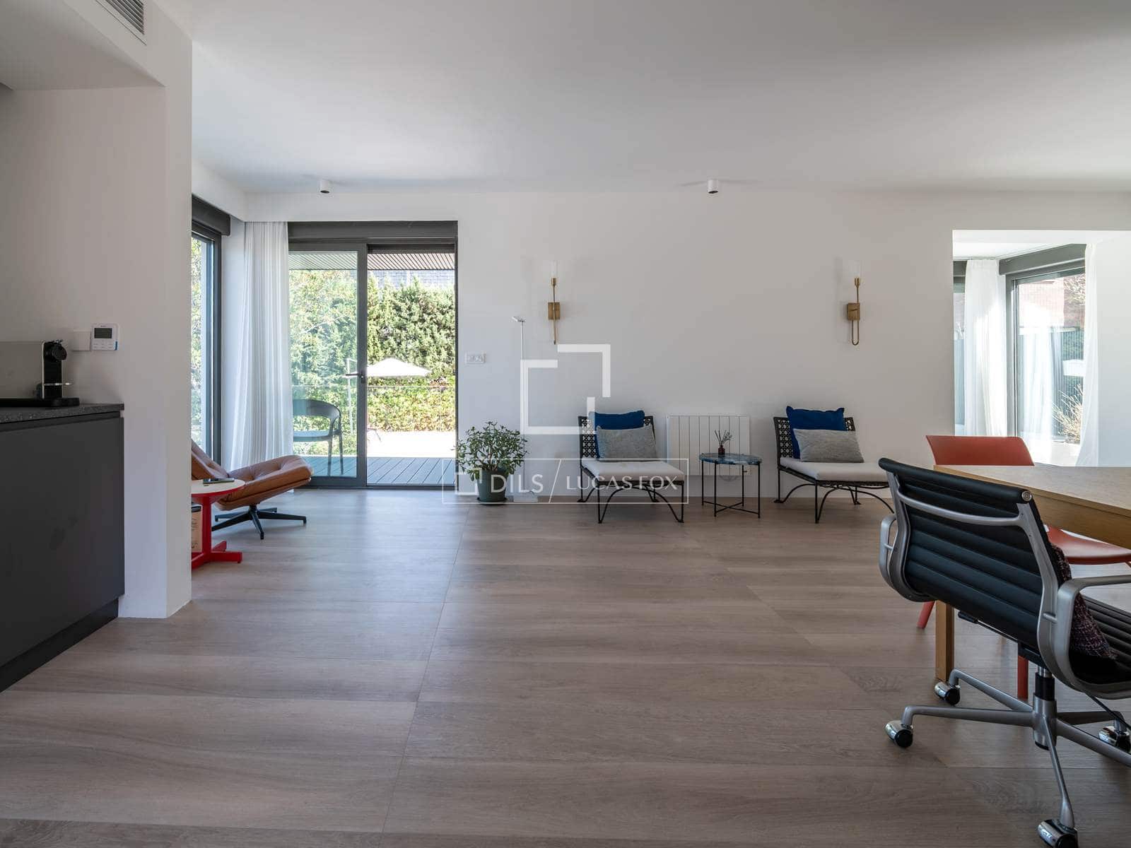 3 bedroom Villa for sale in Alcobendas with pool garage - € 1,750,000 (Ref: 10045694)