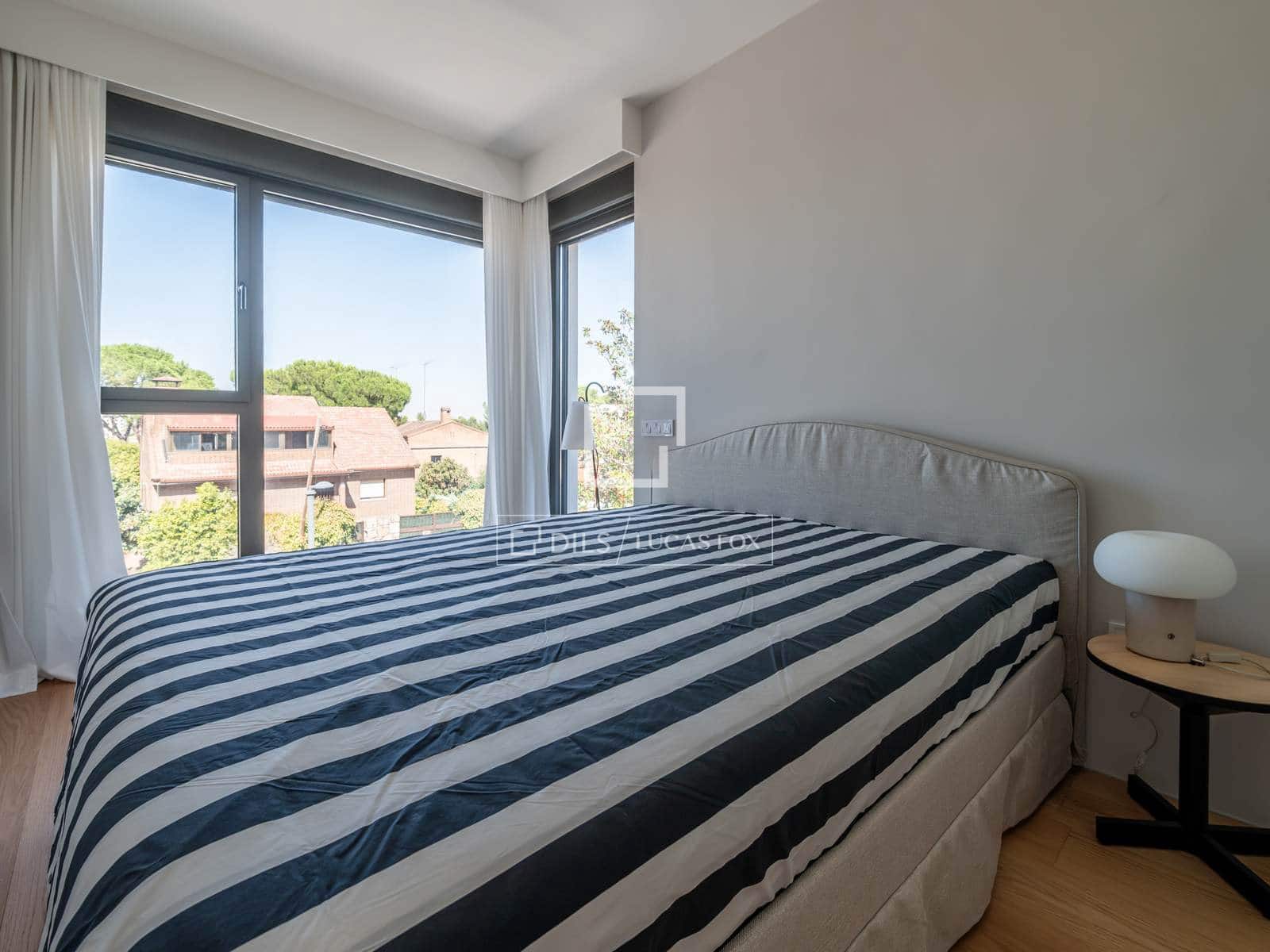 3 bedroom Villa for sale in Alcobendas with pool garage - € 1,750,000 (Ref: 10045694)
