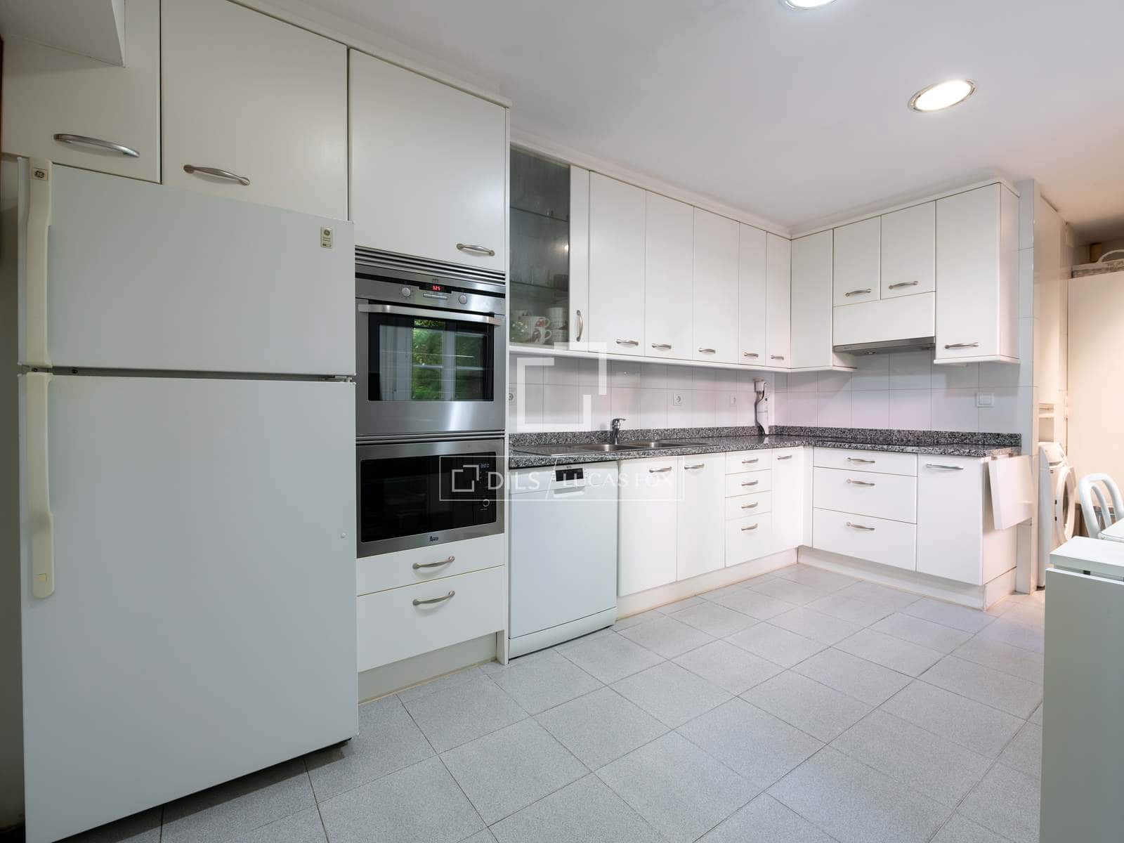 4 Zimmer Villa zu verkaufen in Madrid Stadt mit Pool Garage - 2.795.000 € (Ref: 10045695)