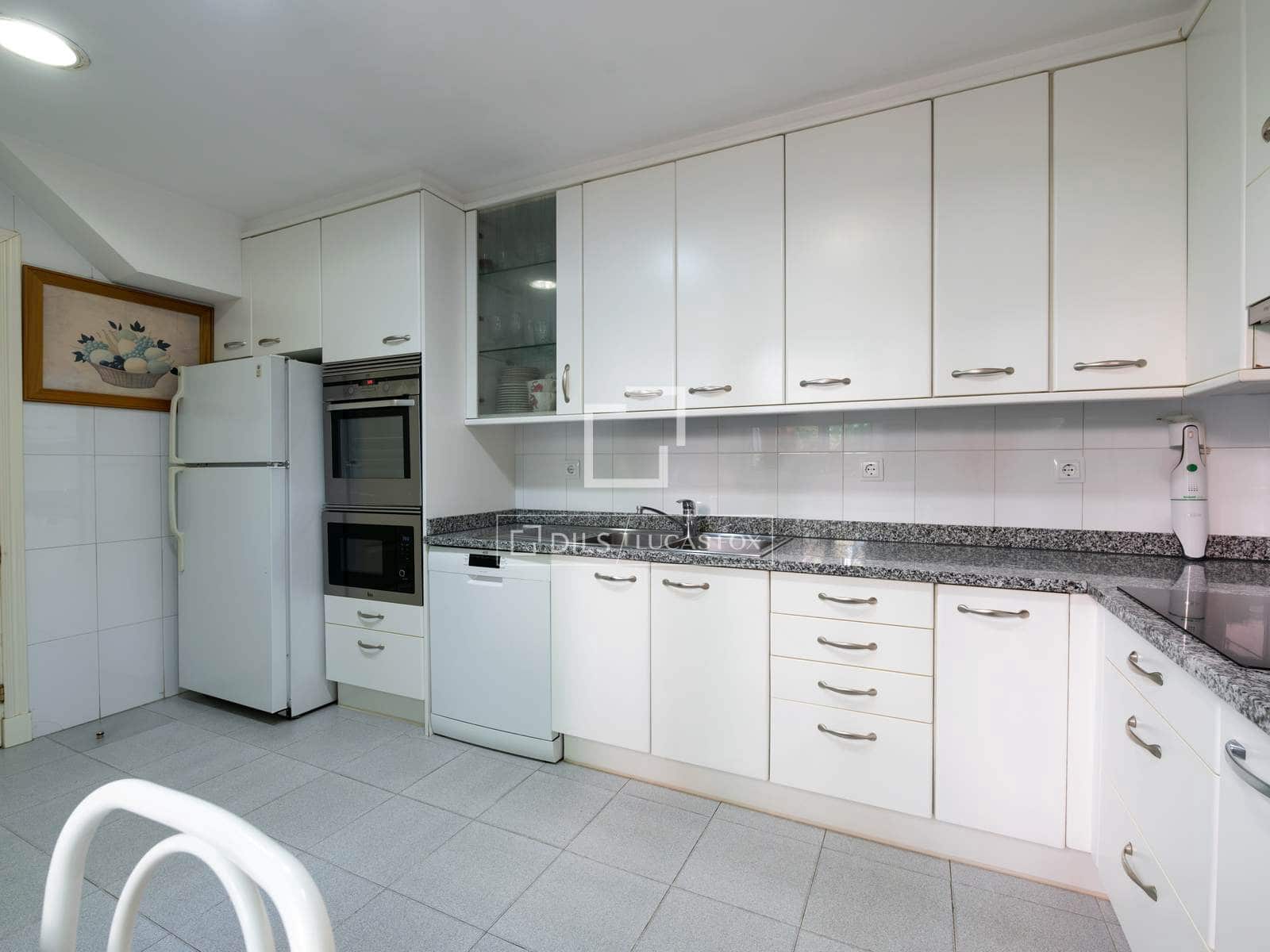 4 Zimmer Villa zu verkaufen in Madrid Stadt mit Pool Garage - 2.795.000 € (Ref: 10045695)