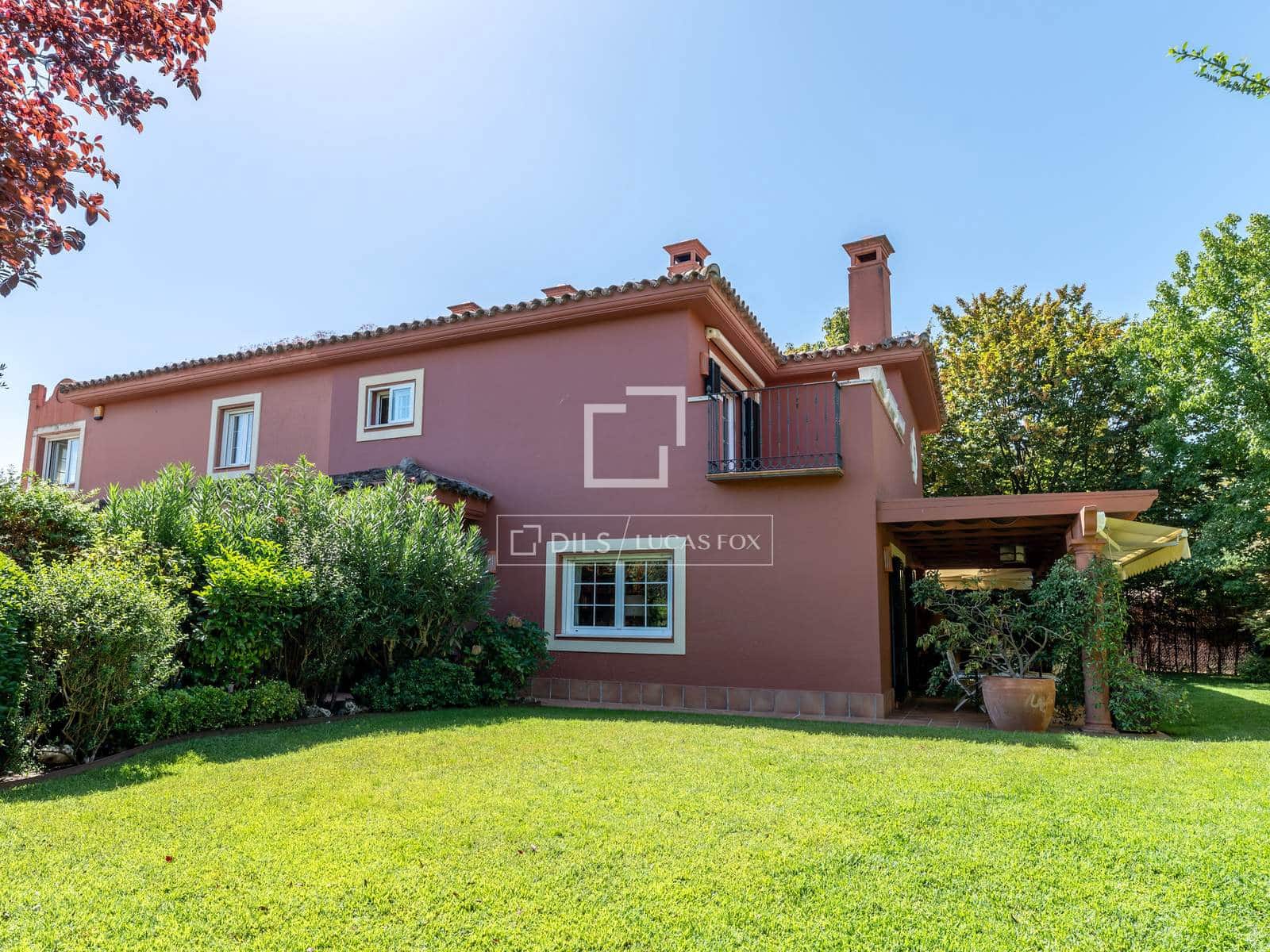 4 Zimmer Villa zu verkaufen in Madrid Stadt mit Pool Garage - 2.795.000 € (Ref: 10045695)