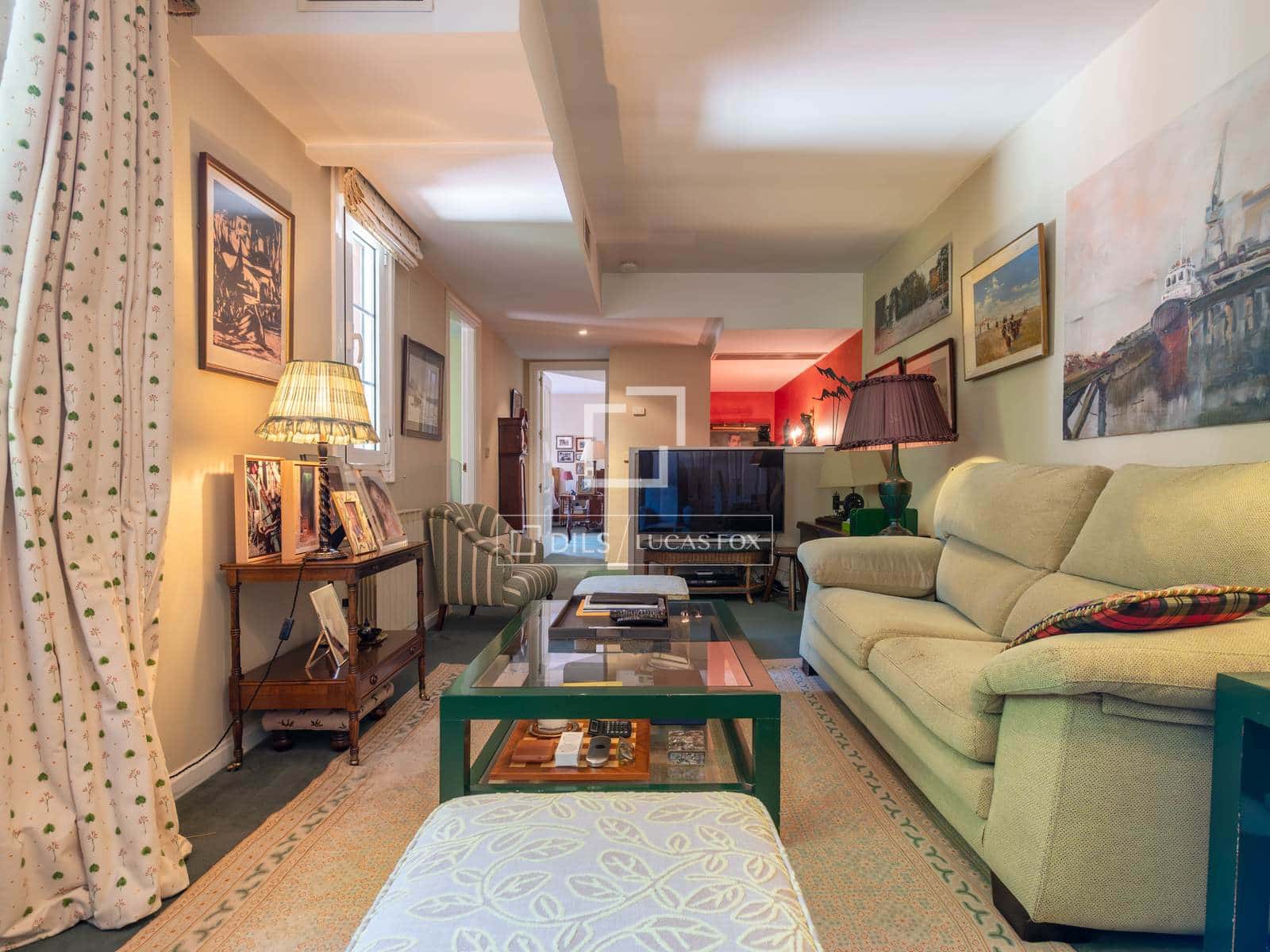 4 Zimmer Villa zu verkaufen in Madrid Stadt mit Pool Garage - 2.795.000 € (Ref: 10045695)