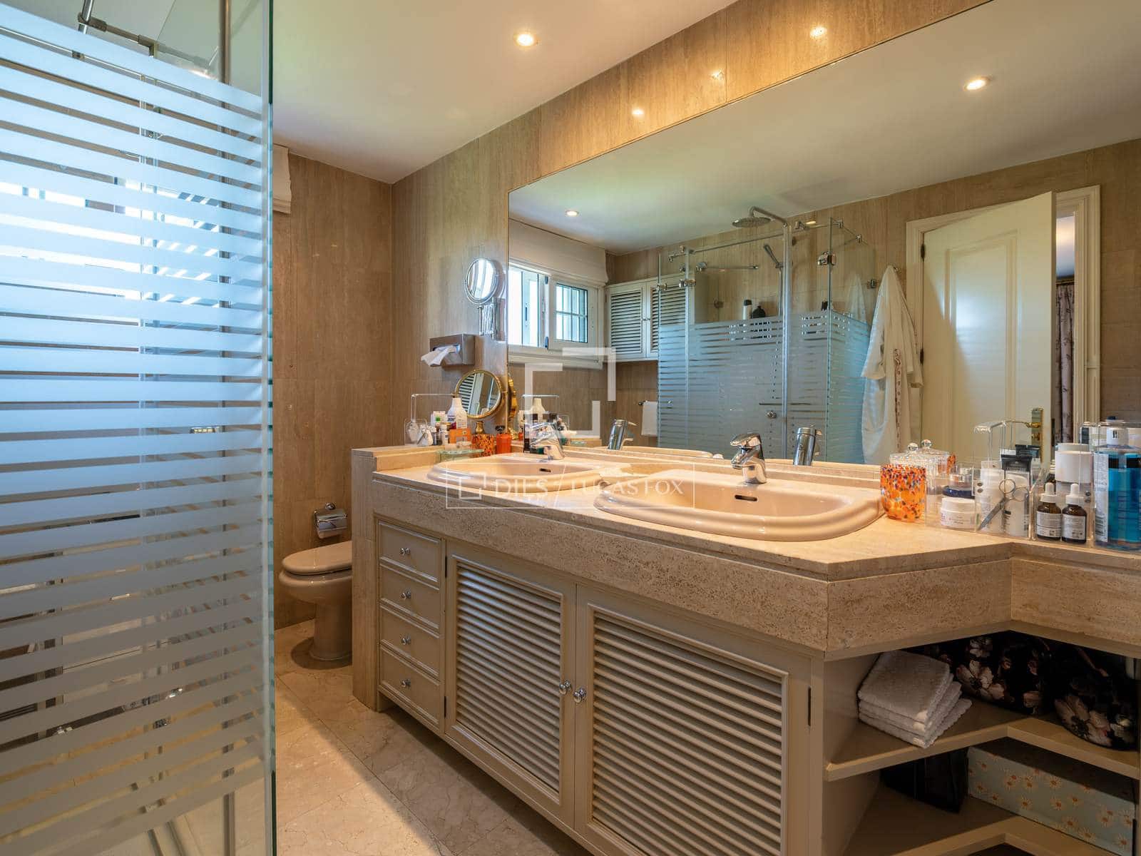 4 Zimmer Villa zu verkaufen in Madrid Stadt mit Pool Garage - 2.795.000 € (Ref: 10045695)