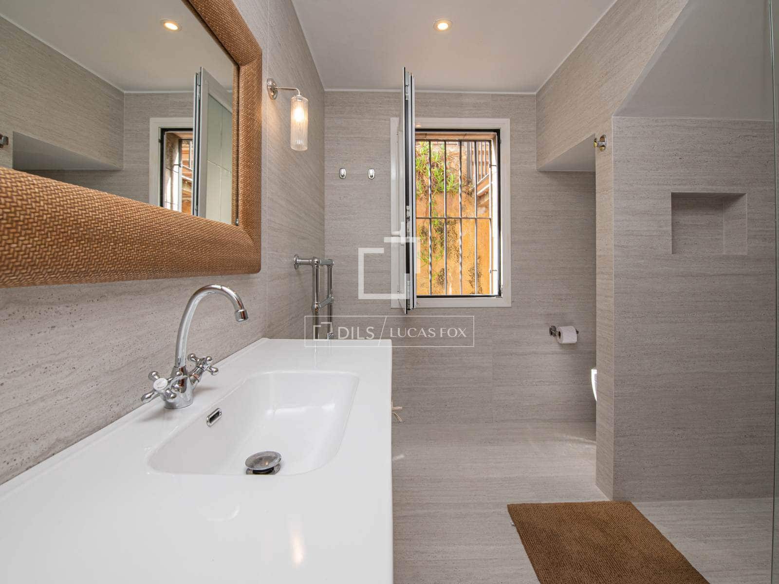 5 bedroom Villa for sale in Calonge i Sant Antoni with pool garage - € 995,000 (Ref: 10045696)