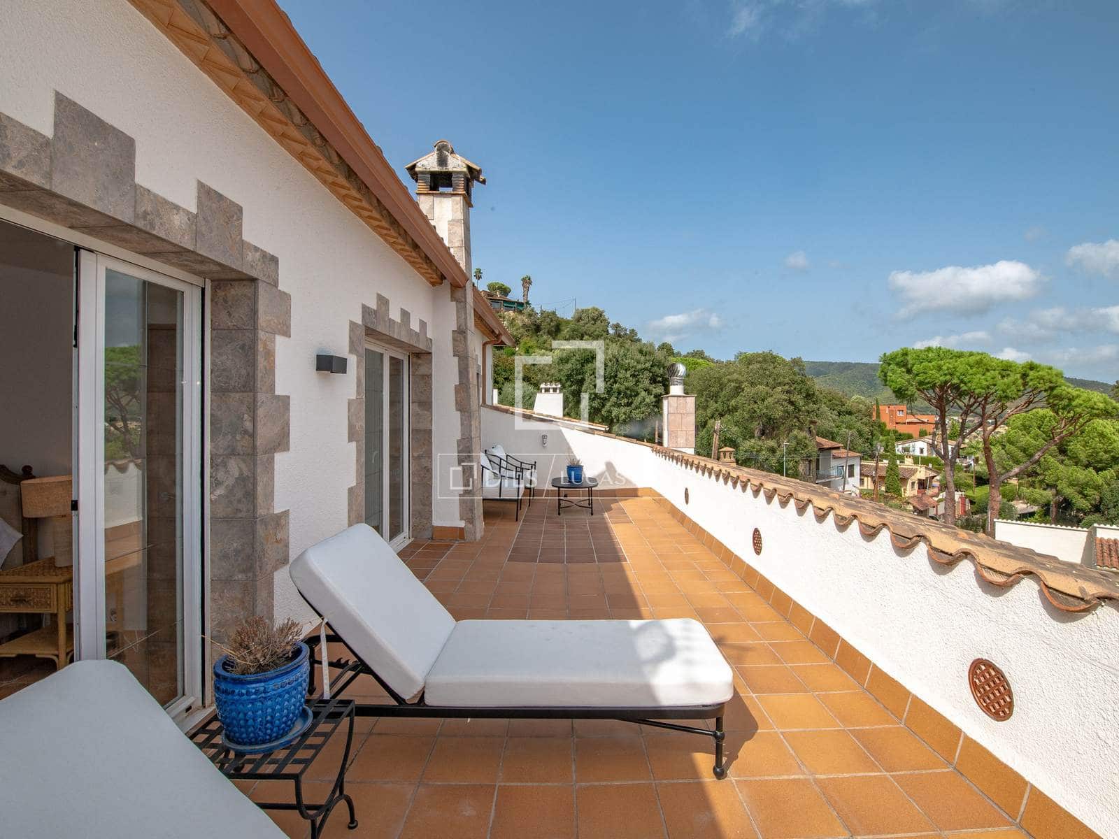 5 bedroom Villa for sale in Calonge i Sant Antoni with pool garage - € 995,000 (Ref: 10045696)