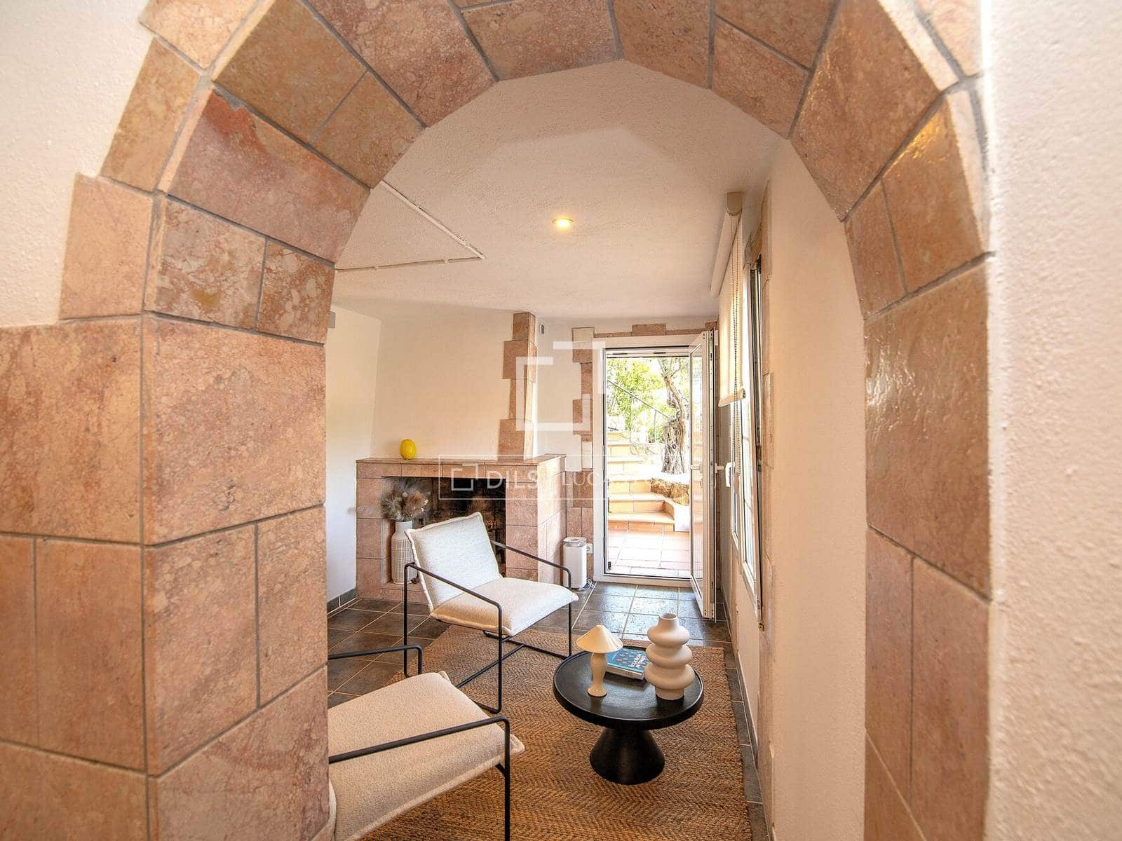 5 bedroom Villa for sale in Calonge i Sant Antoni with pool garage - € 995,000 (Ref: 10045696)