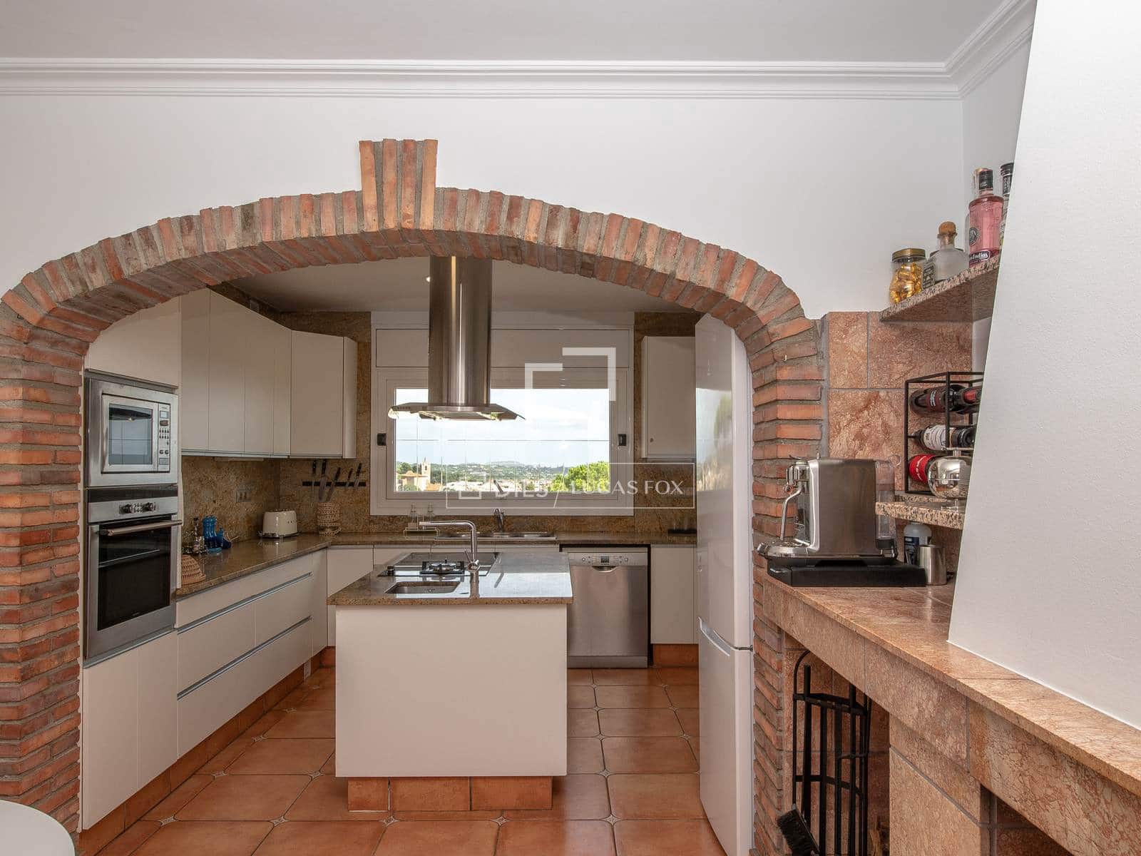 5 bedroom Villa for sale in Calonge i Sant Antoni with pool garage - € 995,000 (Ref: 10045696)