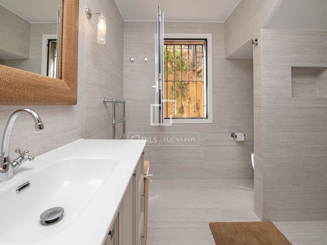 5 bedroom Villa for sale in Calonge i Sant Antoni with pool garage - € 995,000 (Ref: 10045696)