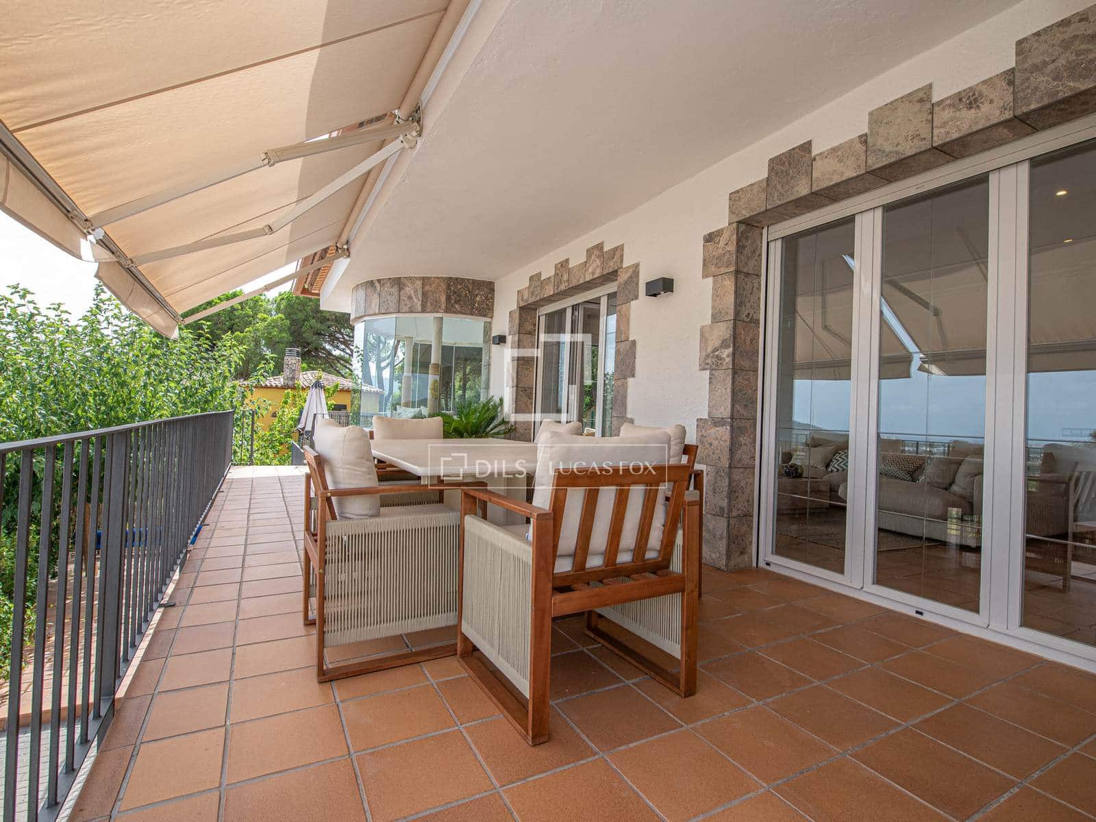 5 bedroom Villa for sale in Calonge i Sant Antoni with pool garage - € 995,000 (Ref: 10045696)