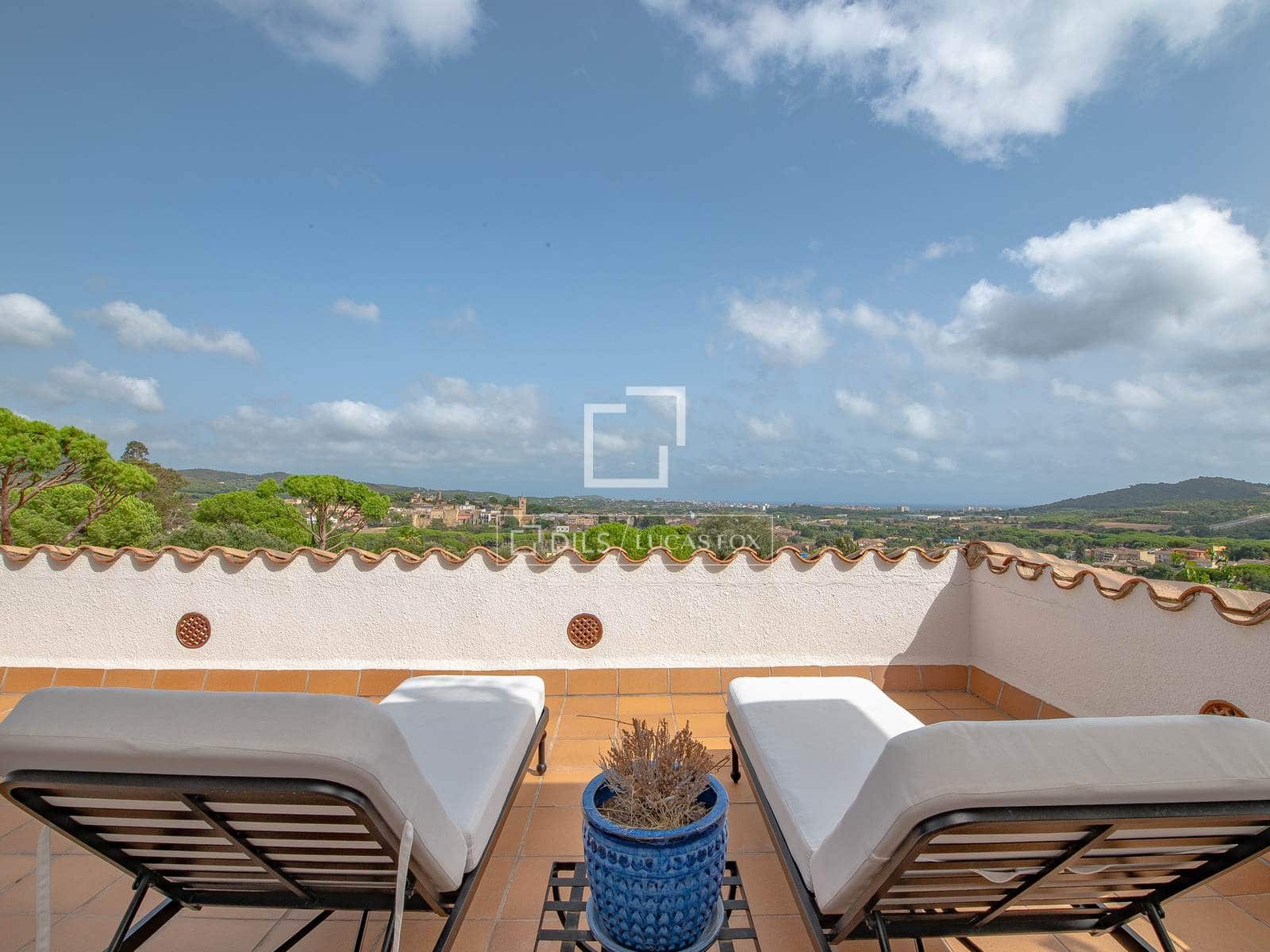 5 bedroom Villa for sale in Calonge i Sant Antoni with pool garage - € 995,000 (Ref: 10045696)