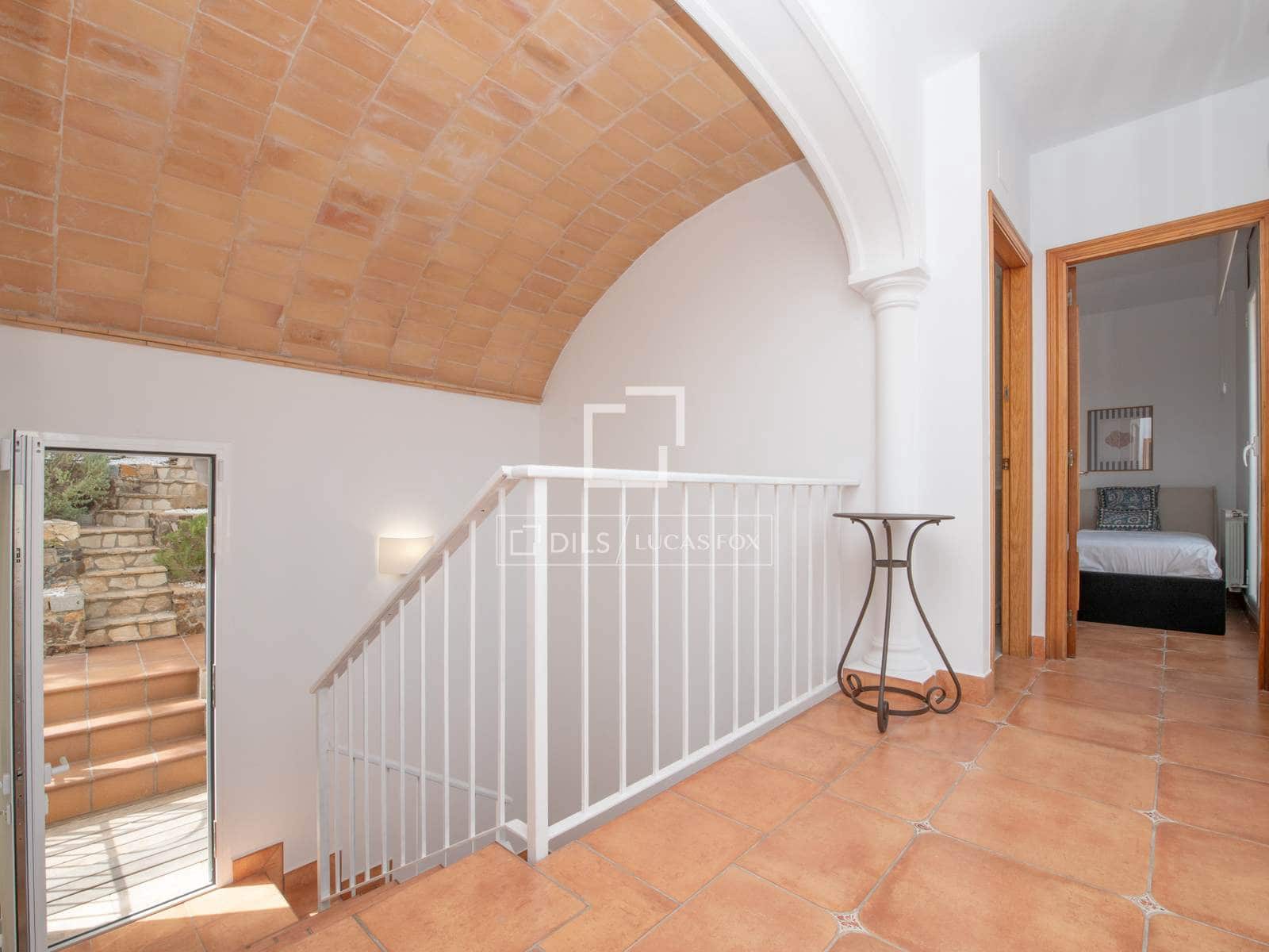 5 bedroom Villa for sale in Calonge i Sant Antoni with pool garage - € 995,000 (Ref: 10045696)