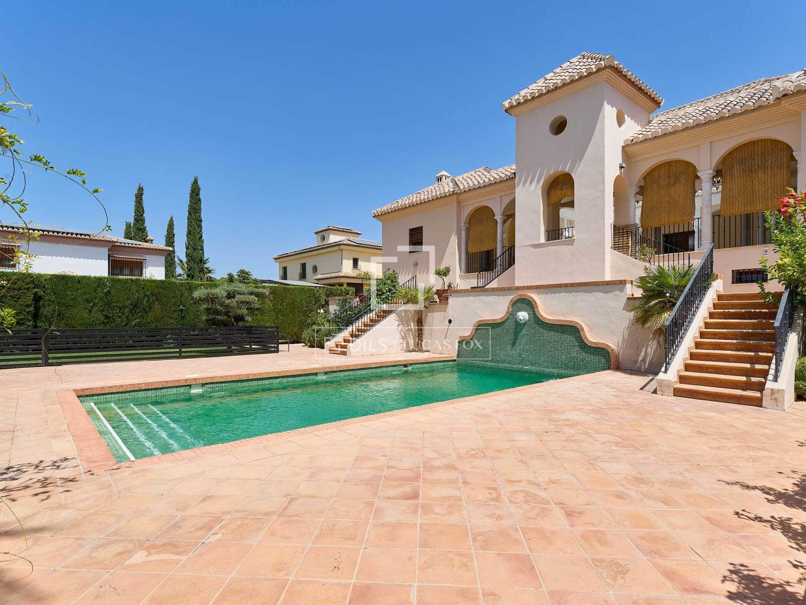 5 bedroom Villa for sale in Otura with pool garage - € 1,295,000 (Ref: 10045697)