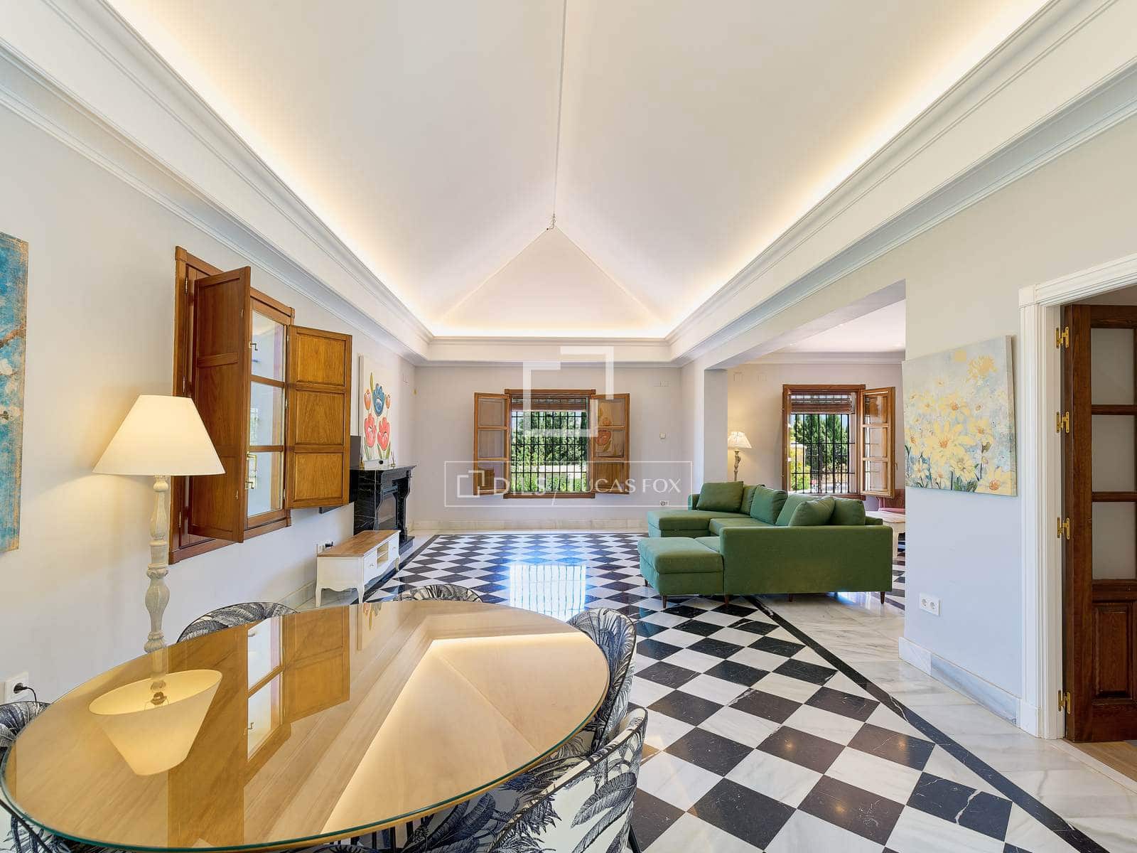 5 bedroom Villa for sale in Otura with pool garage - € 1,295,000 (Ref: 10045697)
