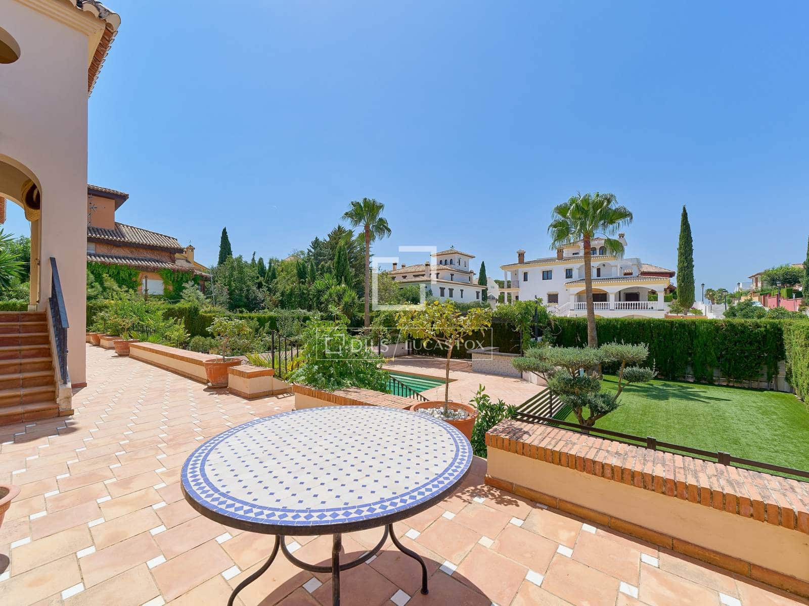 5 bedroom Villa for sale in Otura with pool garage - € 1,295,000 (Ref: 10045697)