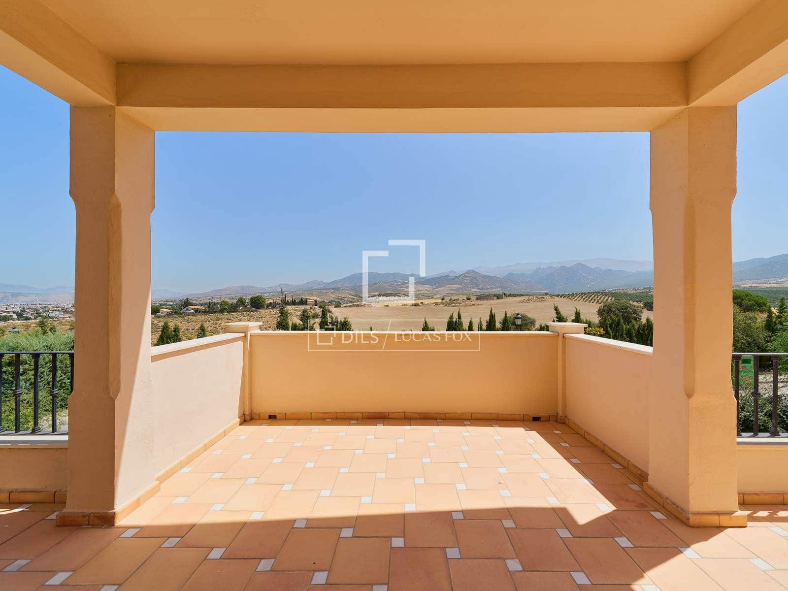 5 bedroom Villa for sale in Otura with pool garage - € 1,295,000 (Ref: 10045697)