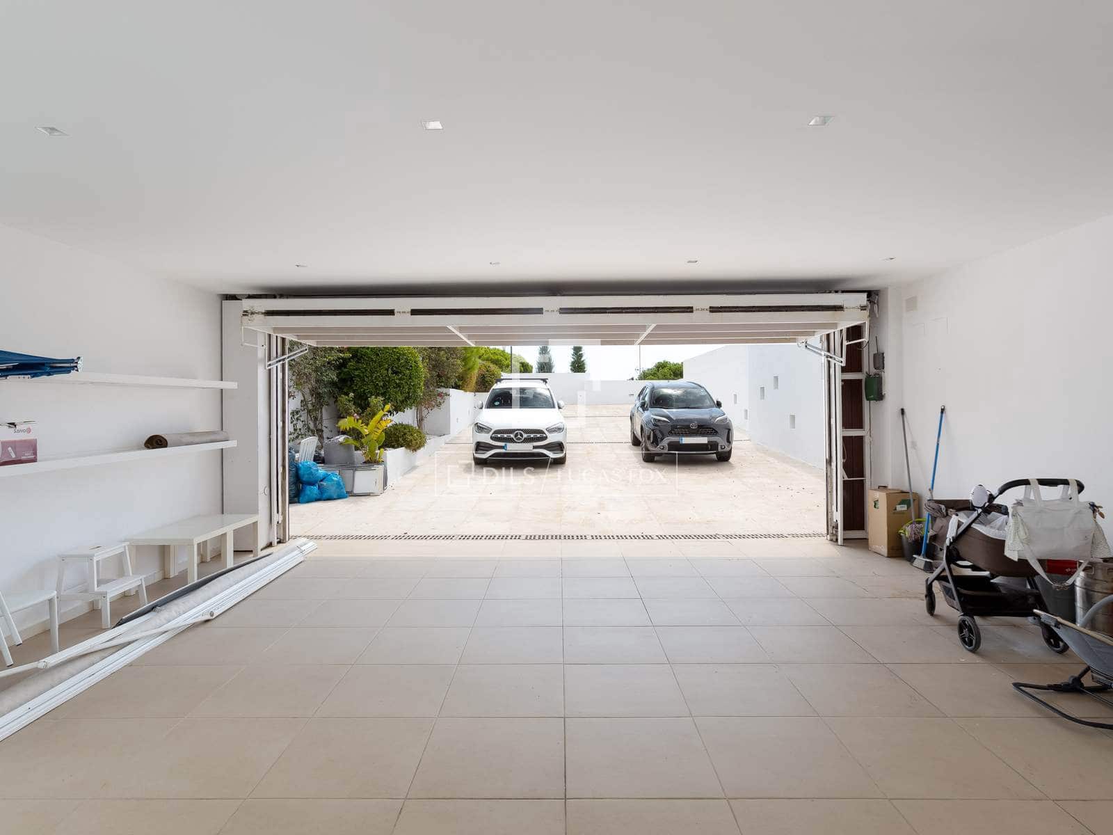 5 slaapkamer Villa te koop in Sant Andreu de Llavaneres met zwembad garage - € 5.000.000 (Ref: 10045844)