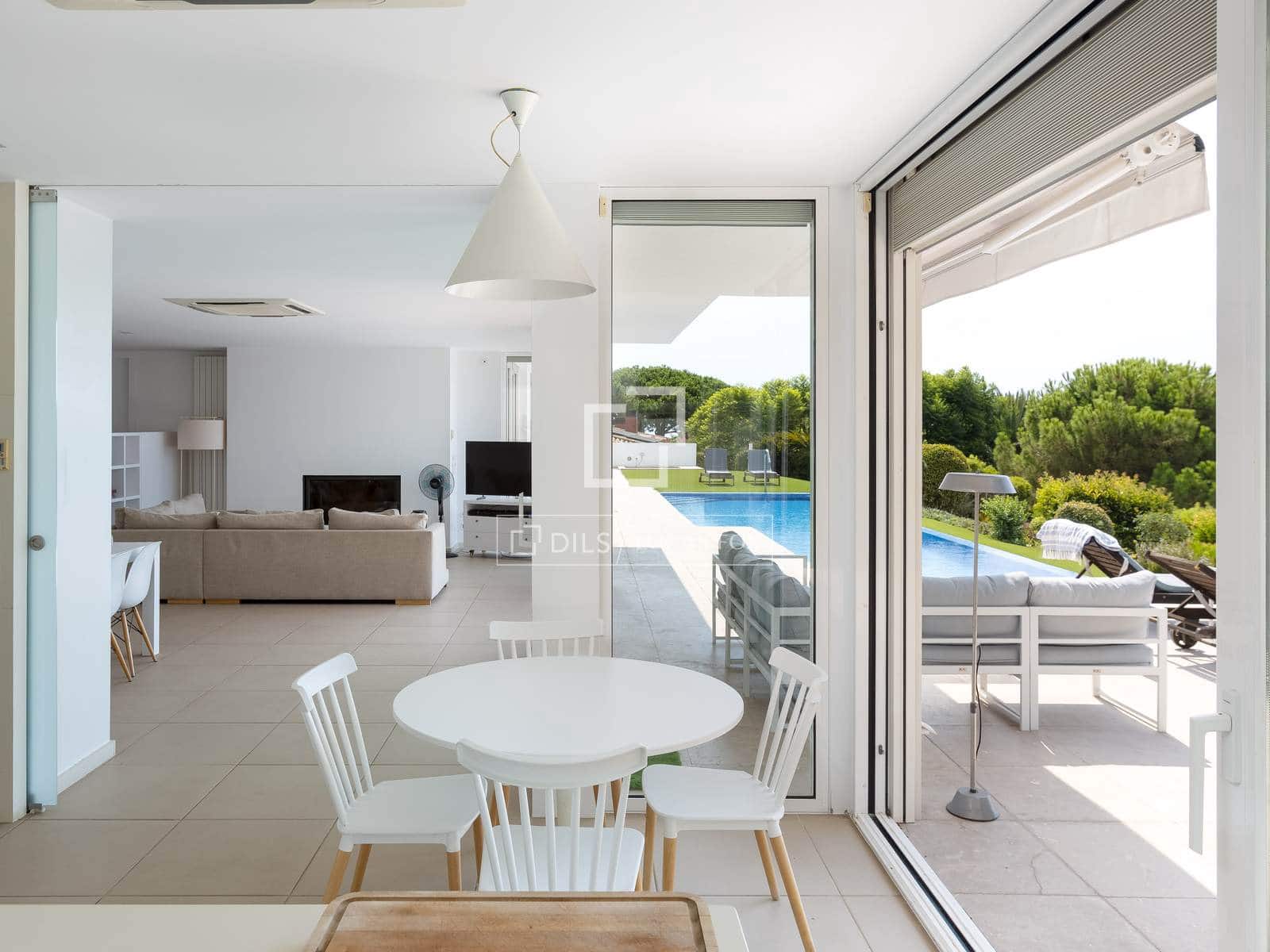 5 slaapkamer Villa te koop in Sant Andreu de Llavaneres met zwembad garage - € 5.000.000 (Ref: 10045844)