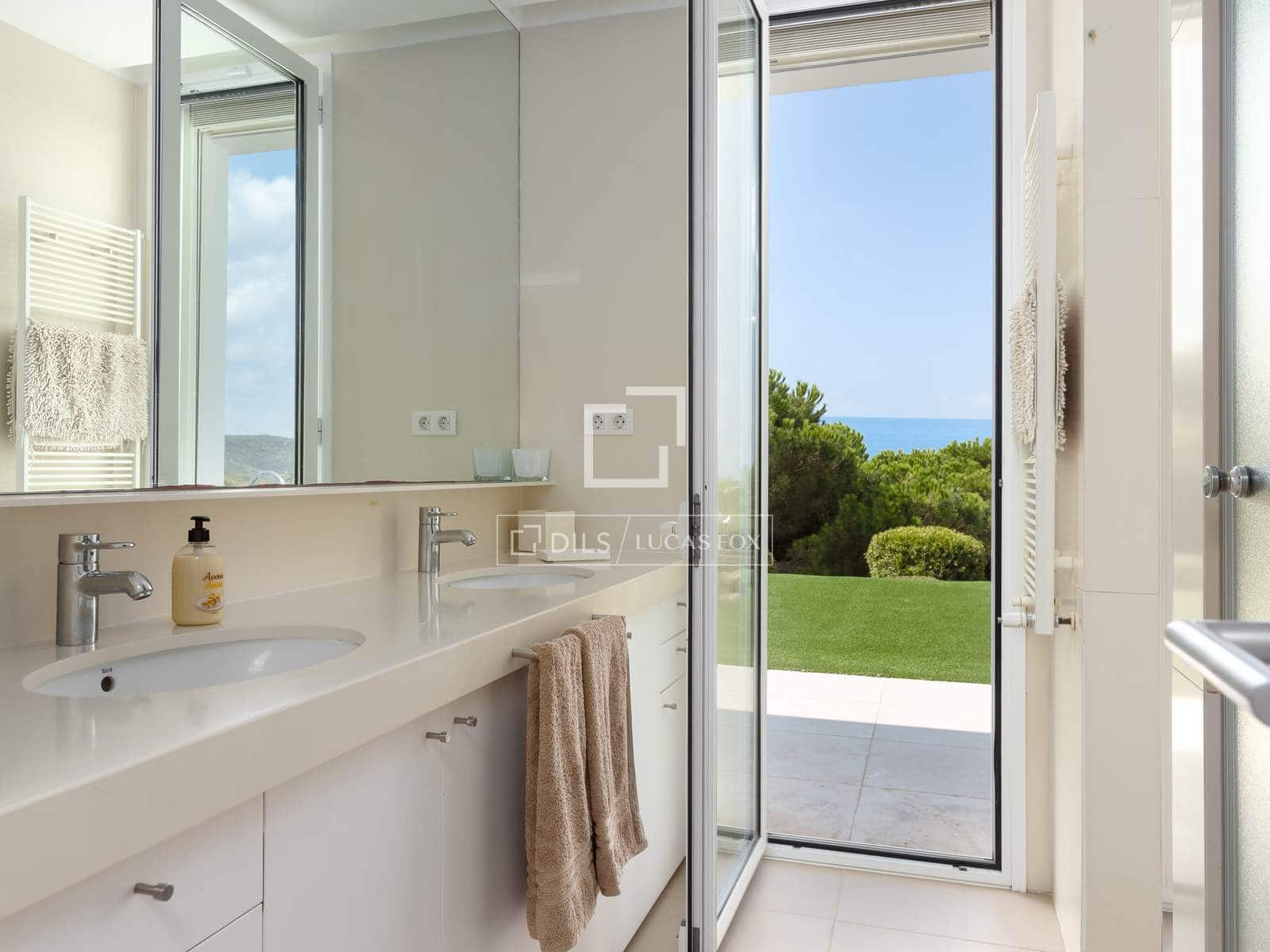 5 slaapkamer Villa te koop in Sant Andreu de Llavaneres met zwembad garage - € 5.000.000 (Ref: 10045844)